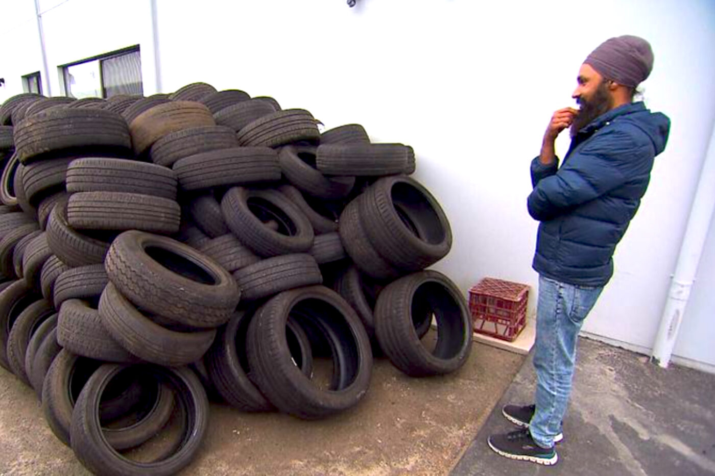 Sydney Man Shocked By Mysterious Delivery Of 500 Used Tyres In Driveway