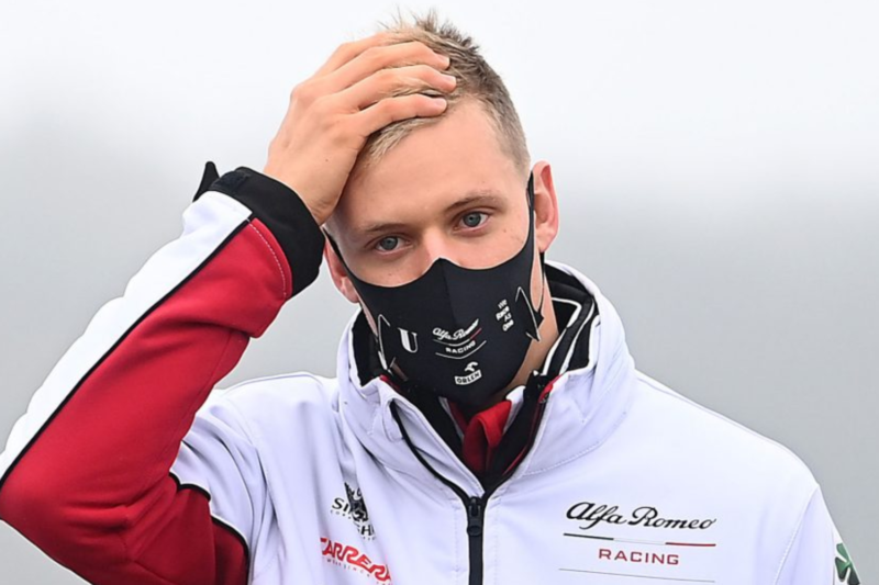 mick schumacher sad